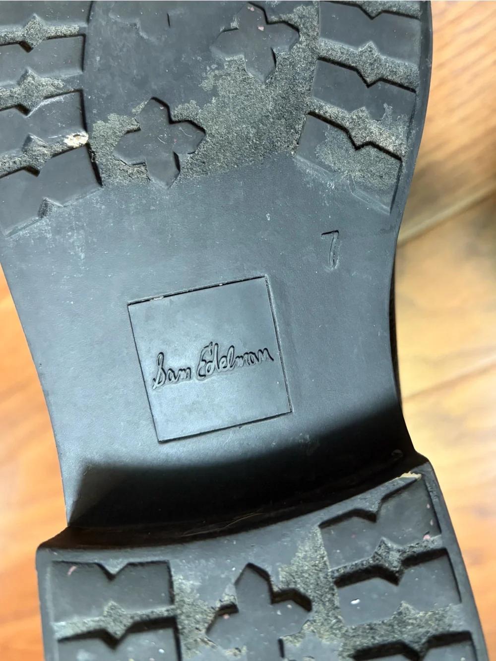 Sam Edelman Black Croc-Embossed Short Rain Boots with Buckles Size 7